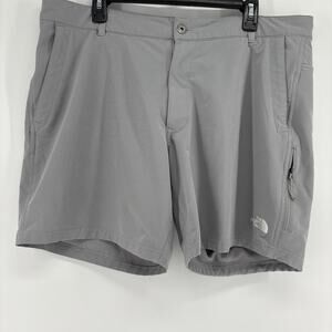 The North Face Mens Rolling Sun Shorts in Gray Size 38 Hiking Outdoors Walking